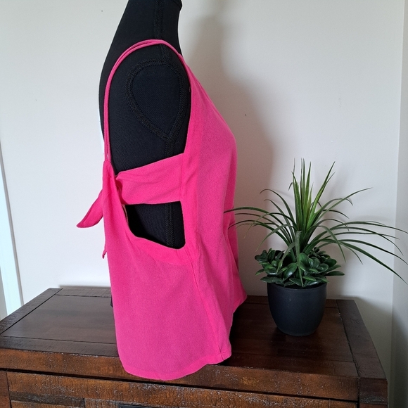 Lulu's Fuschia Pink Tank Top Tie Back Size Small Cami Top NWT - Picture 5 of 11
